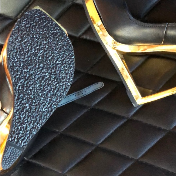 Lanvin cutout heel platform pumps size 6 36.5 - Picture 6 of 8